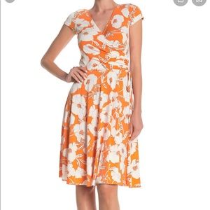 Maggy London vintage poppy faux wrap cap sleeve. Never worn..New